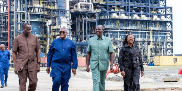 Ruto Tours Dangote Refinery Ahead of Lamu Project Groundbreaking