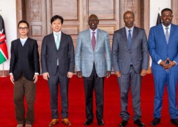 President William Ruto witnesses the signing of a proposed KSh389 billion electric-vehicle manufacturing and green-mobility investment in Kenya.